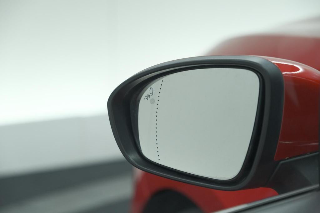 Renault Clio tce 100 intens | dodehoekdetectie | camera | apple carplay | p