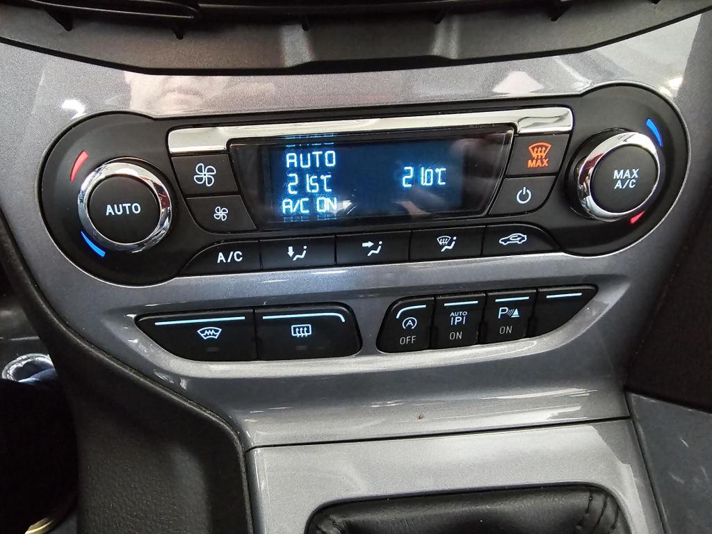 Ford Focus 1.6 ecoboost titanium