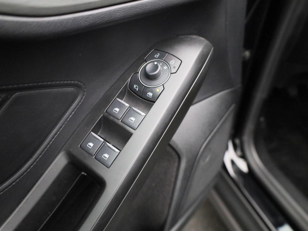 Ford Focus 1.0 ecoboost hybrid titanium | climate control | cruise control 