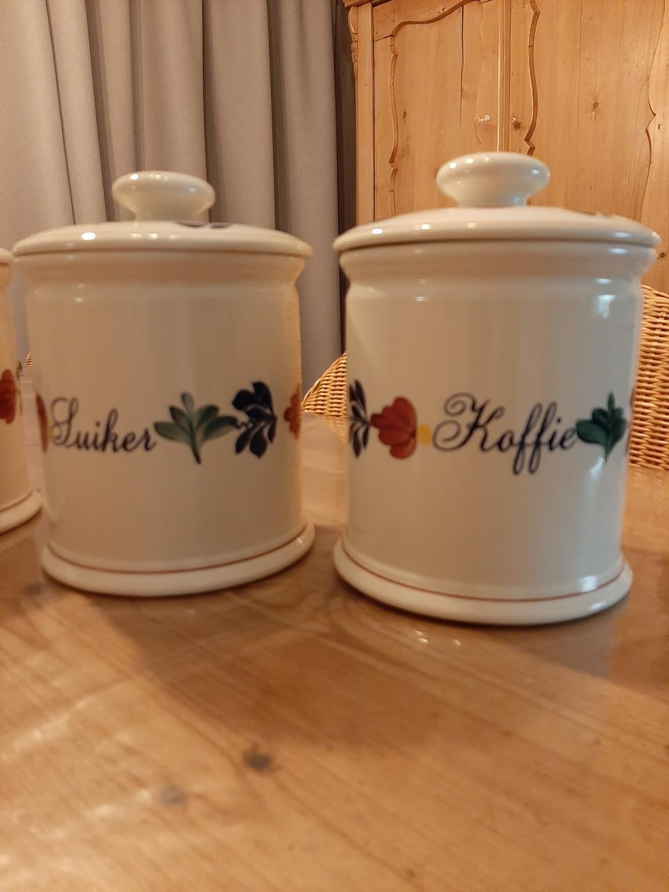 BOERENBONT BOCH - 3  BEWAAR POTTEN - KOFFIE , THEE , SUIKER