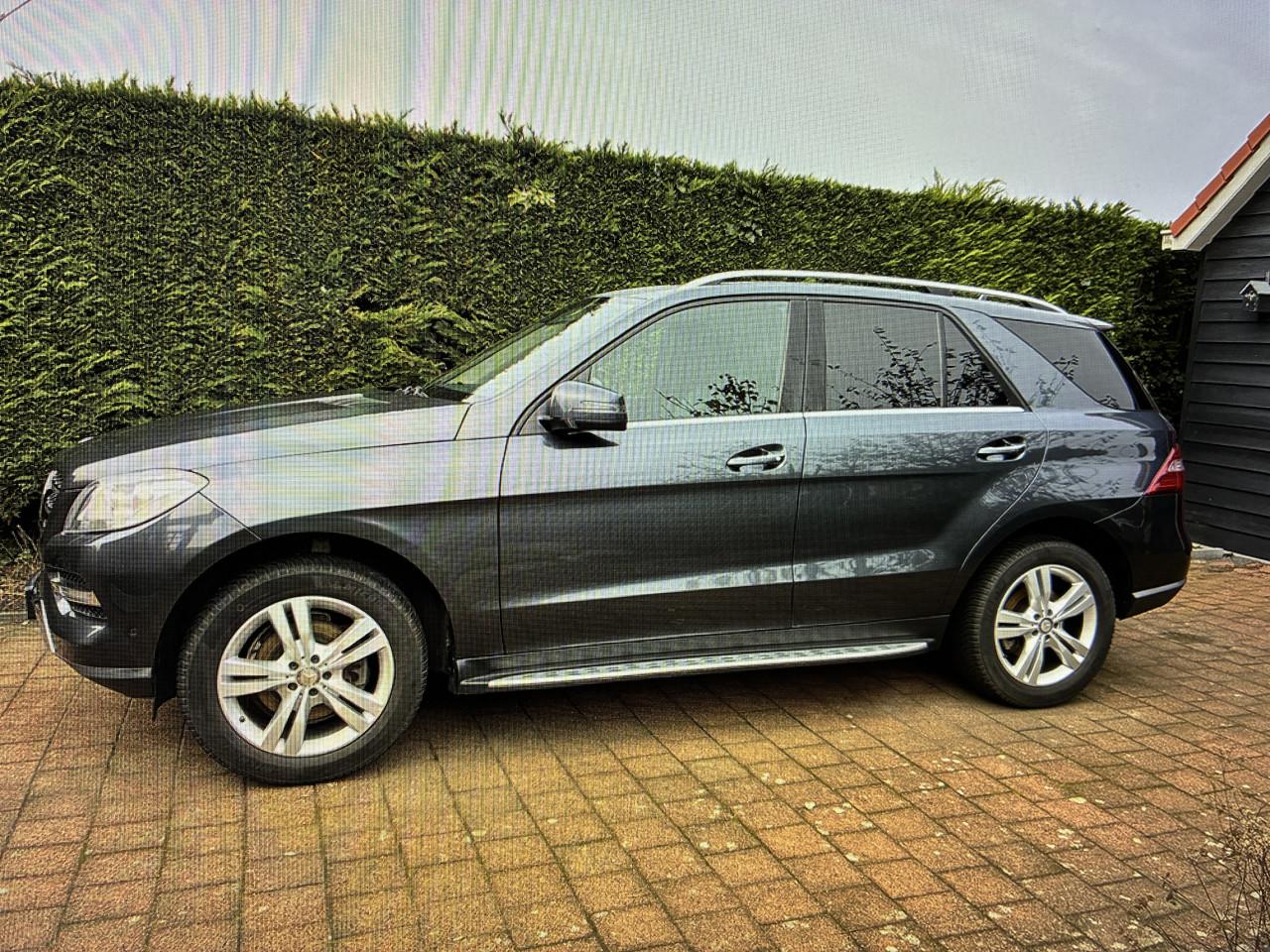 ML 350 Benzine 4X2 93000 km 2013, Panorama dak, Trekhaak