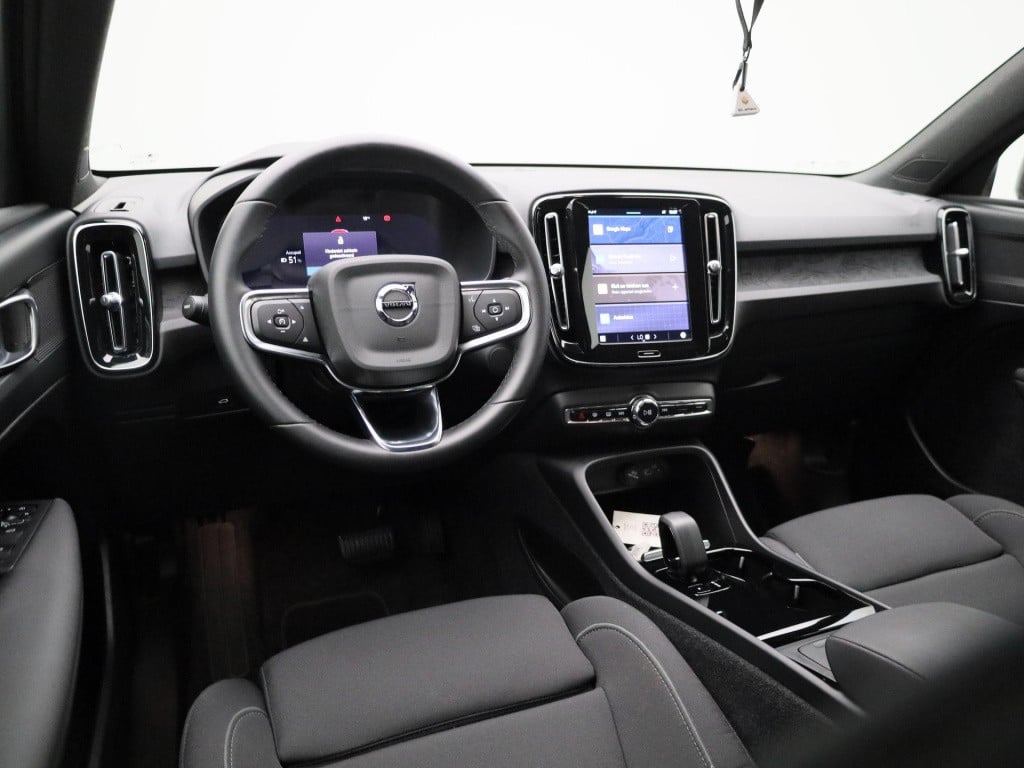 Volvo XC40 recharge core | automaat | lmv | parkeer sensoren | virtual cock