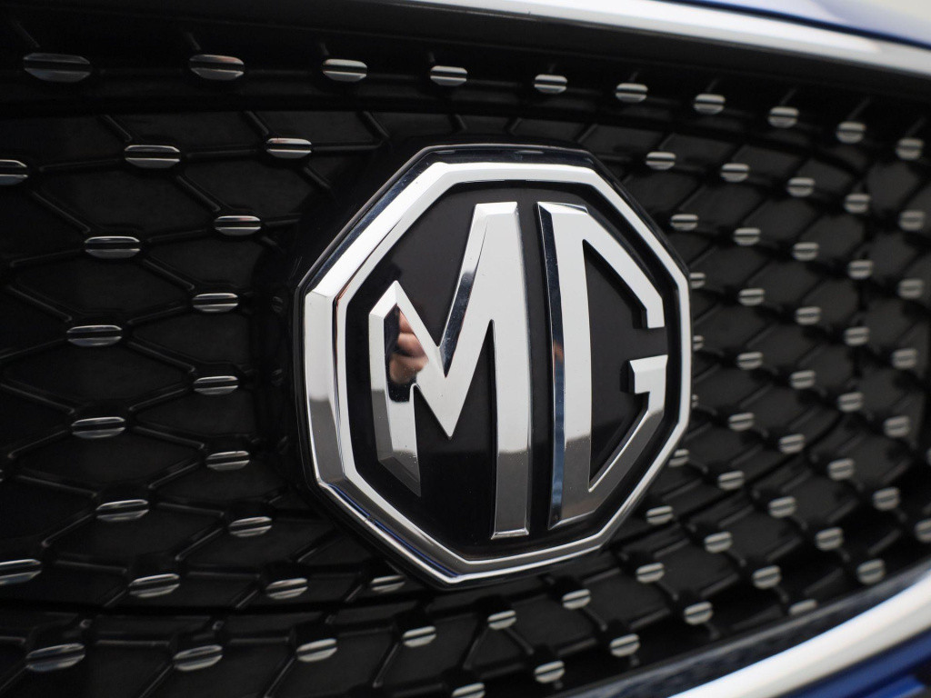MG Zs-ev luxury 45 kwh | automaat | panoramadak | lederen bekleding | achte