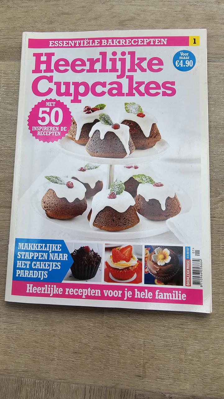 Cupcake en decoratie: 1 boek en 2 tijdschriften in 1 koop