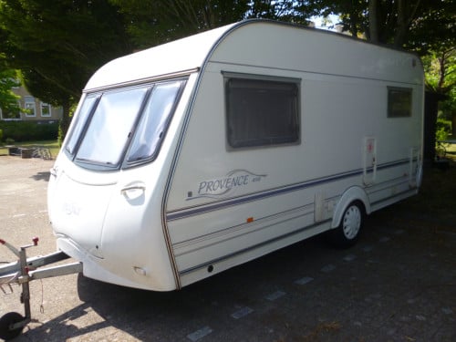 1e eigenaar HYLANDER 410  DOREMA LUIFEL MET FRAME EN ZIJSTUKKEN bouwj. 2000