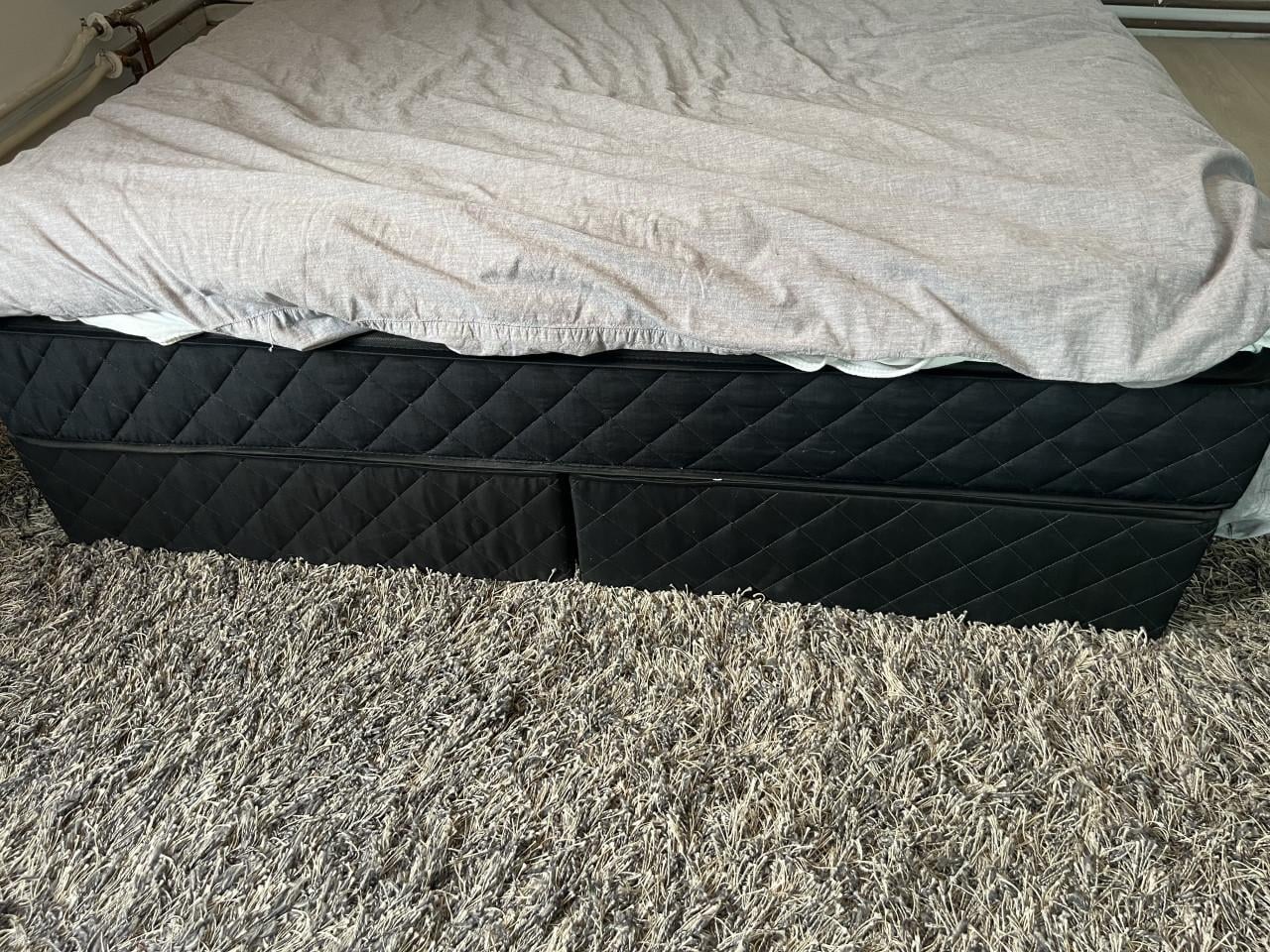 Boxspring  - zwart - 140x200 - logeerbed