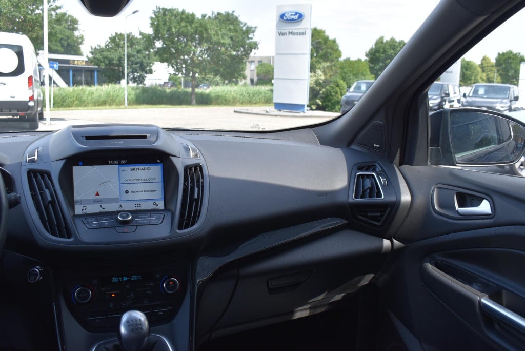 Ford Kuga 1.5 ecoboost st line | climate control | cruise control | sony pr