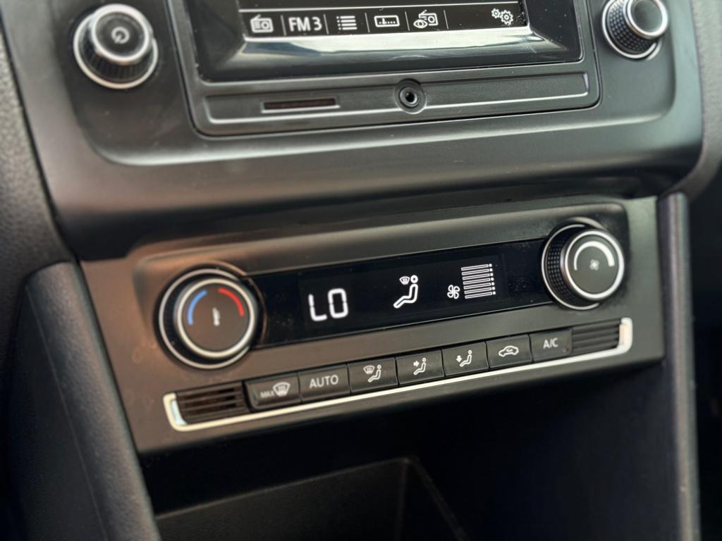 Volkswagen Polo 1.0 comfortline * stoelverwarming * clima * pdc 2x