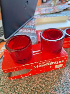 Waxinelichtjes 4 stuks rood van de postcode Loterij nieuw