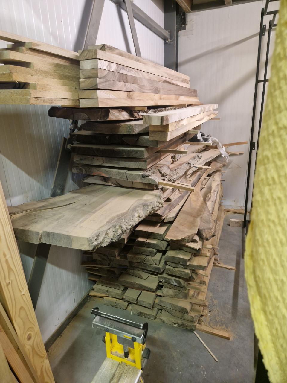 Gedroogd meubel hout