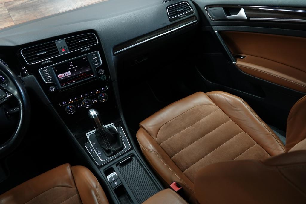 Volkswagen Golf 1.4 tsi | acc | camera | pdc | 19' |