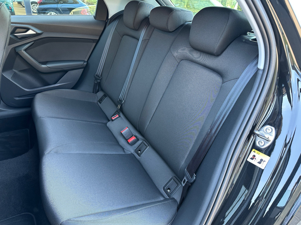 Audi A1 Sportback 30 tfsi 116pk s-tronic s-line | navi | virtual cockpit | 