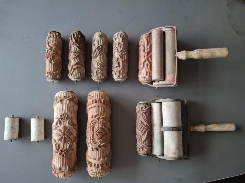 Decoratie rollers voor behang, stof, etc. antiek, rubber, i.z.g.st.