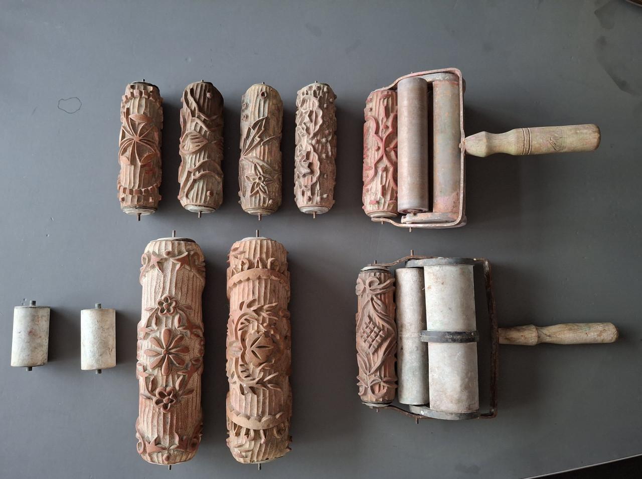 Decoratie rollers voor behang, stof, etc. antiek, rubber, i.z.g.st.