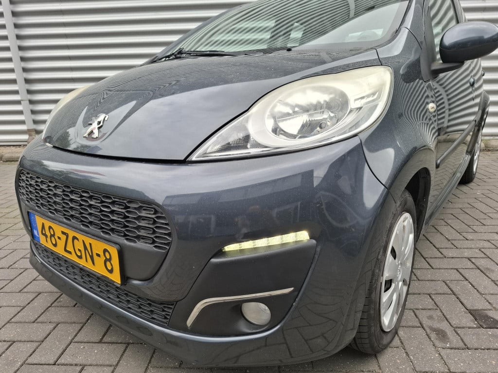 Peugeot 107 1.0i 12v active premium 5-drs airco/led