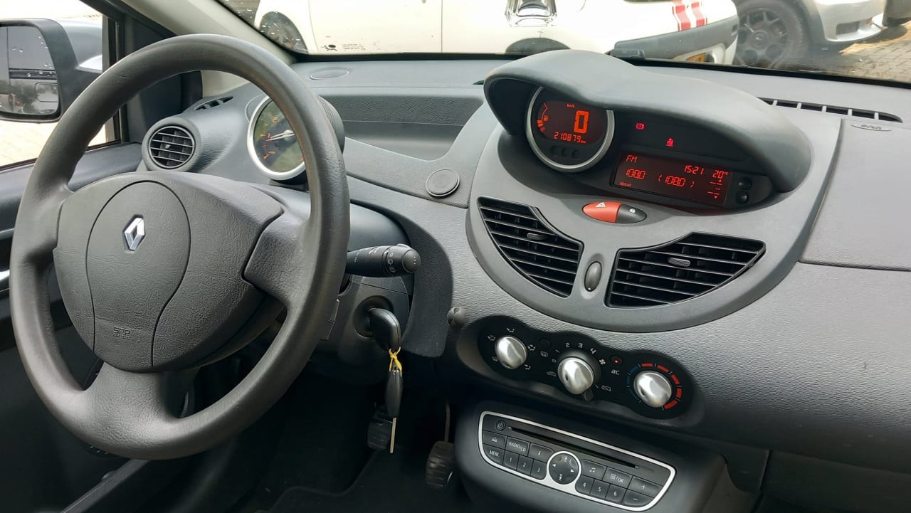 Renault TWINGO 1.2 16v Collection bj:2011 airco apk 2026 !!
