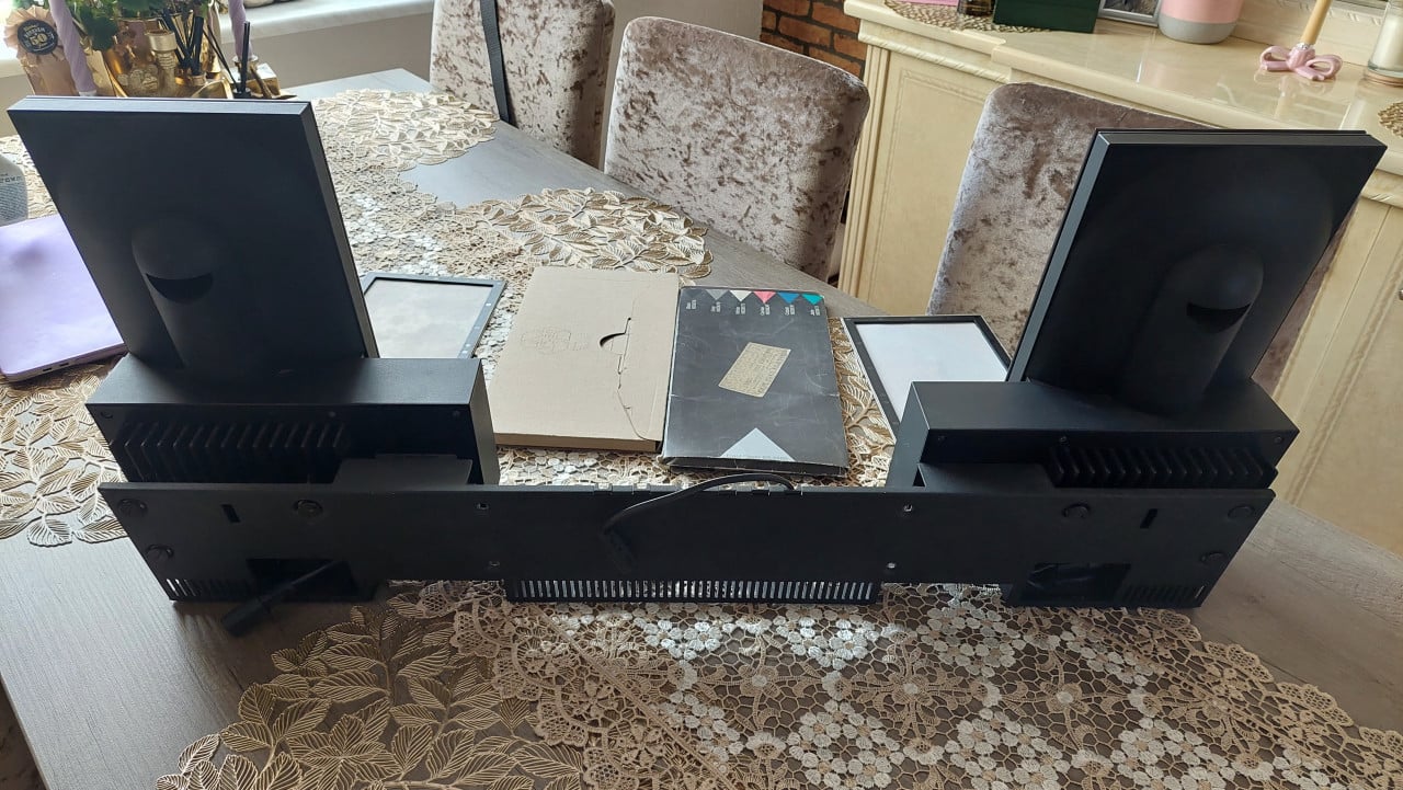 Bang&Olufsen  speakers