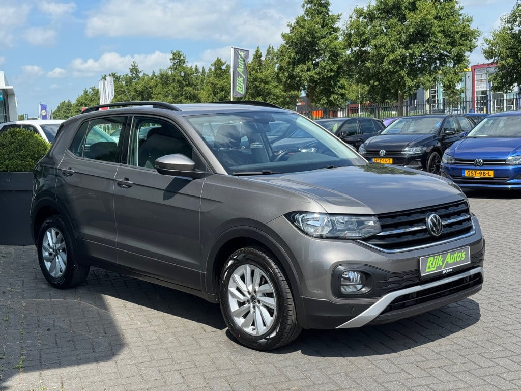 Volkswagen T-cross 1.0 tsi life * carplay * adaptieve cruise control * pdc 