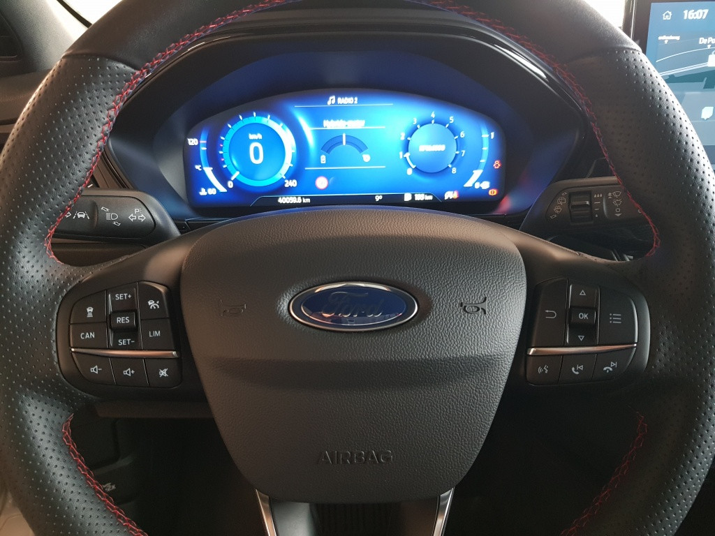 Ford Focus wagon st-line x 1.0 ecoboost