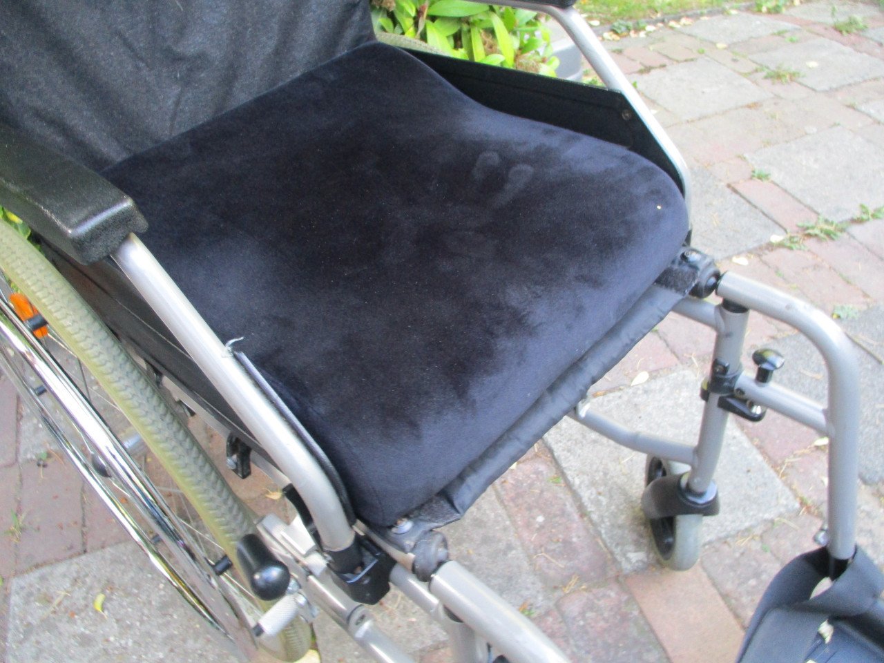 Degelijke rolstoel te koop