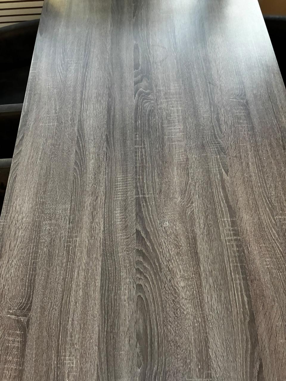 Tafel incl 4 stoelen