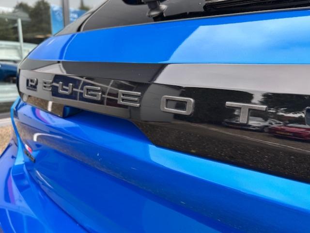 Peugeot 208 1.2 hybrid 100 e-dcs6 allure navigatie | dab | applecarplay| pa