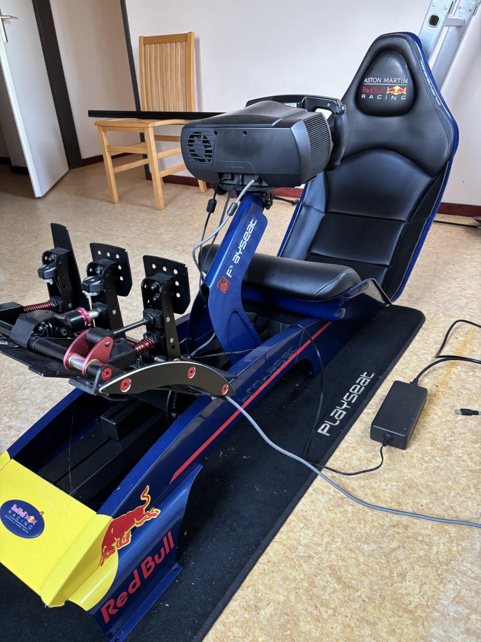 Simracing cockpit compleet Fanatec en Playseat F1
