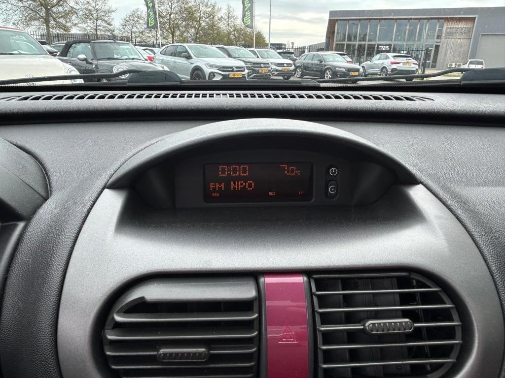 Opel Tigra twintop 1.4-16v enjoy * leder * airco * l.m. velgen * e.l. ramen