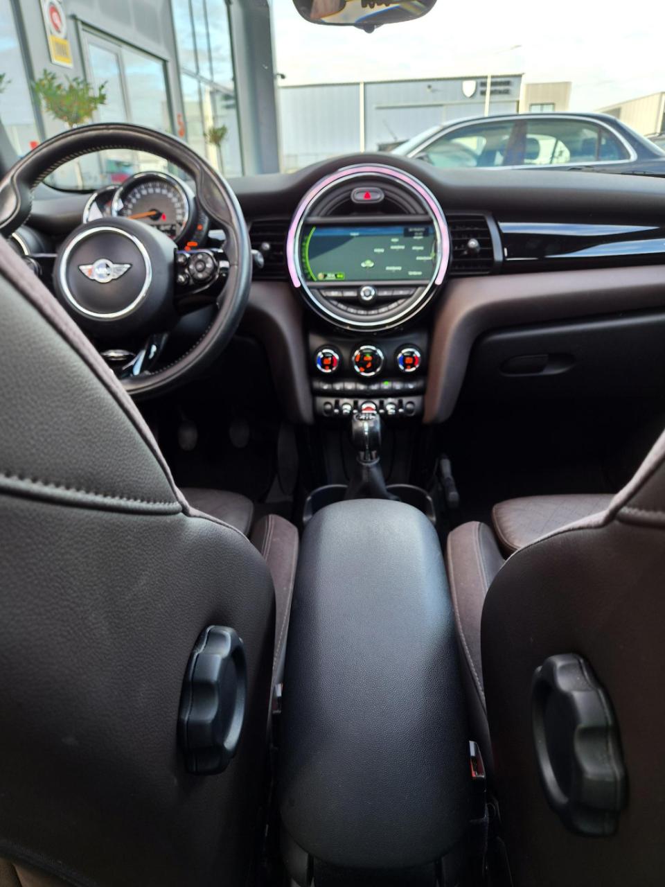 Mini 5-deurs 1.5 cooper chili business