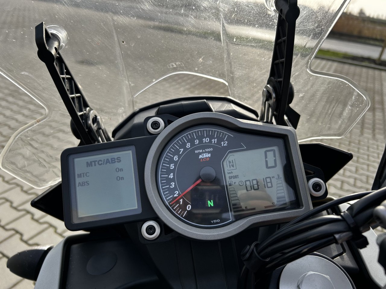 KTM 1050 Adventure/2015/ABS/A2