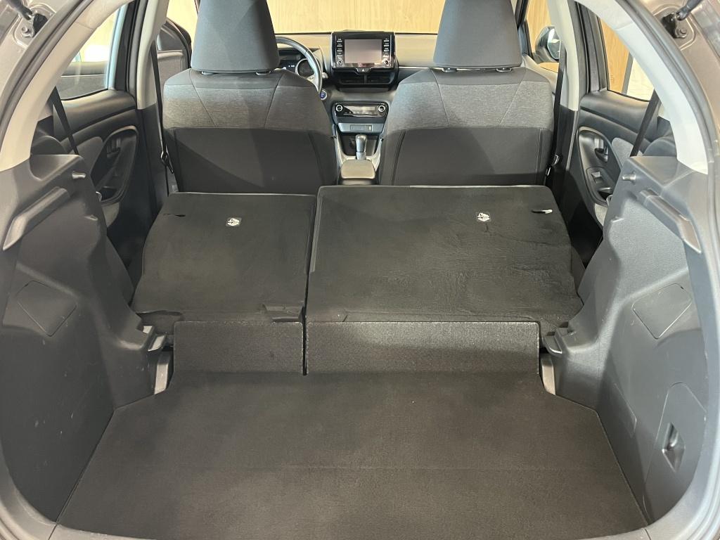 Toyota Yaris 1.5 hybrid first edition | camera | apple carplay | trekhaak |