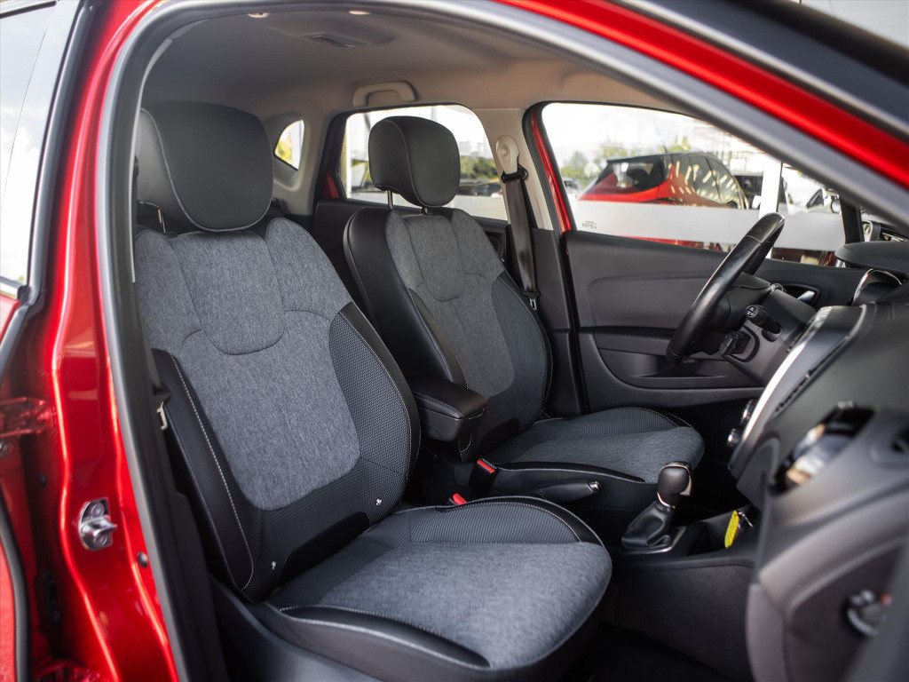 Renault Captur tce intens 150pk automaat | navigatie | stoelverwarming | pa