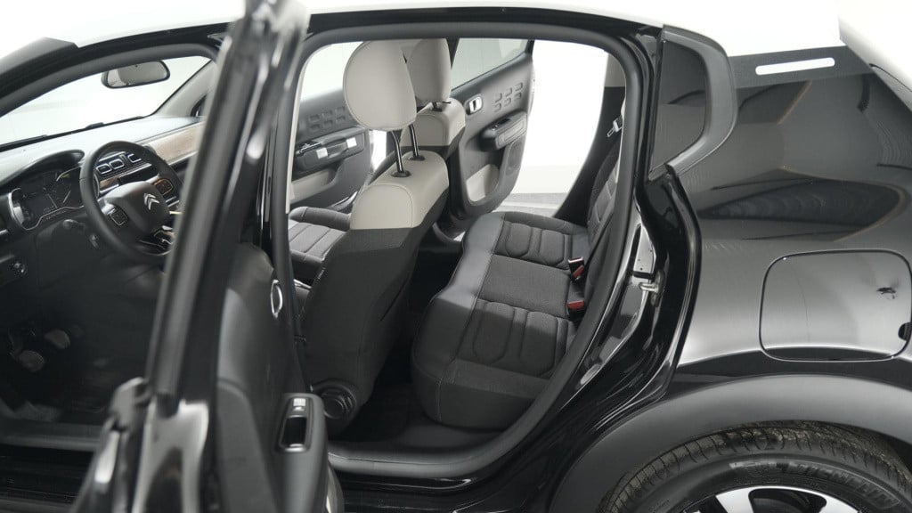 Citroen C3 puretech 82 feel edition | apple carplay | parkeersensoren | nav