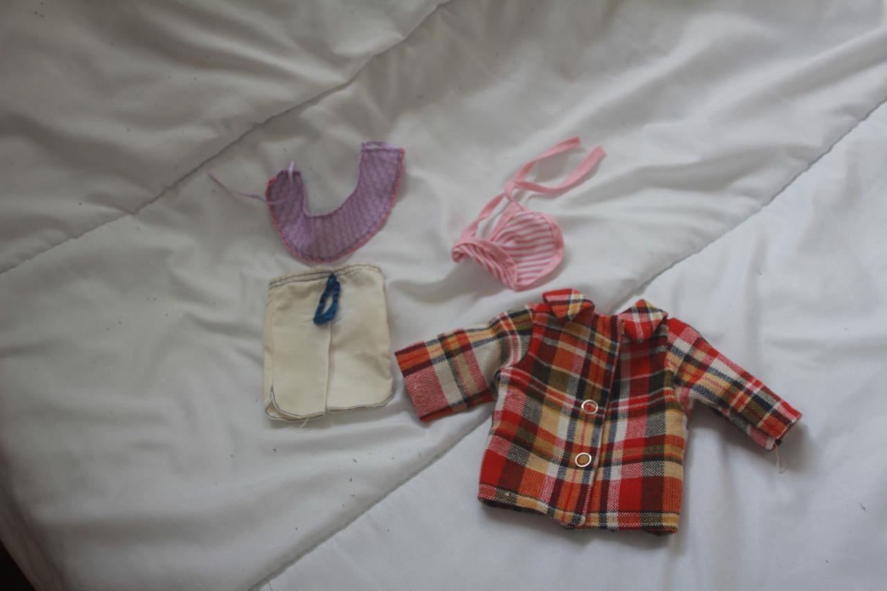 Poppen kleding