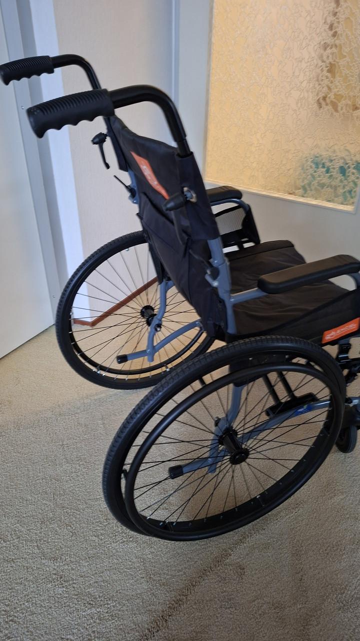 Rolstoel Excel Curve 24 " Nieuw !