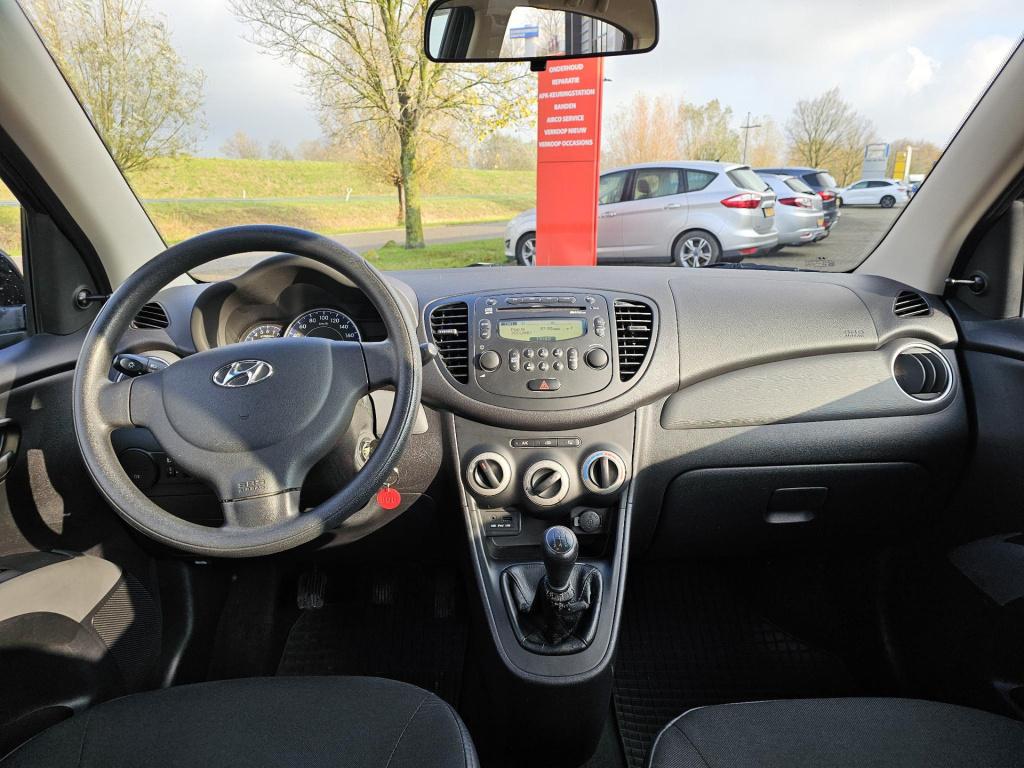 Hyundai I 10 1.0 pro lage kilometerstand! van 1e eigenaar.