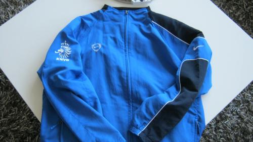 Nike trainingspak maat xxl voor 50 euro