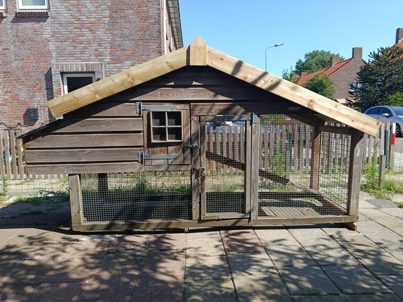 Groot kippen/knaagdieren hok