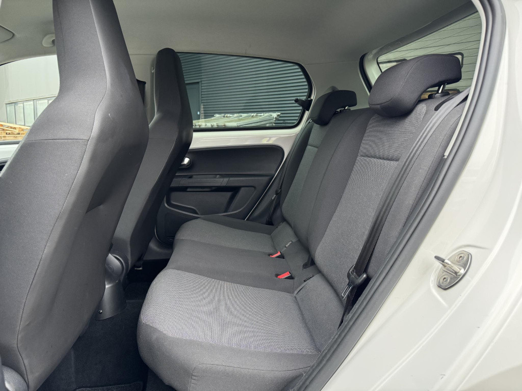 Volkswagen UP! 1.0 move up! bluemotion executive pack | airco | park. senso