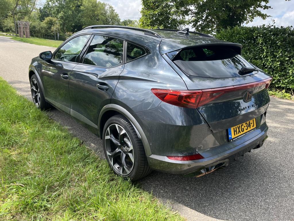 Cupra Formentor 1.4 e-hyb copper ed.