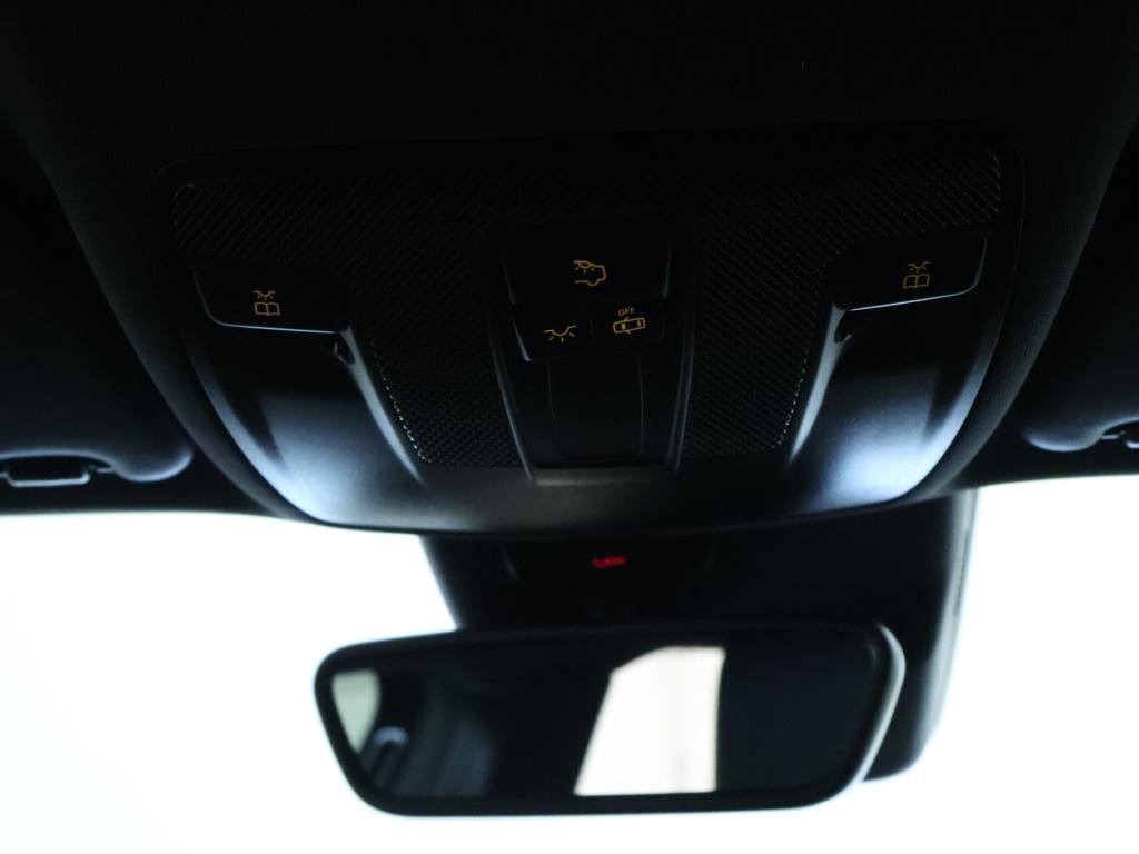 Mercedes-Benz Gla-klasse 180 business solution amg | cruise control | amg l