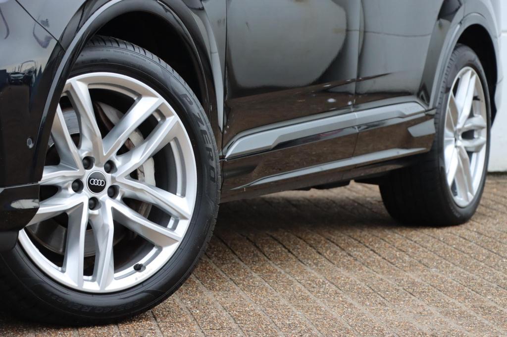Audi Q7 55 tfsi e quattro pro line s 381pk tip-tronic