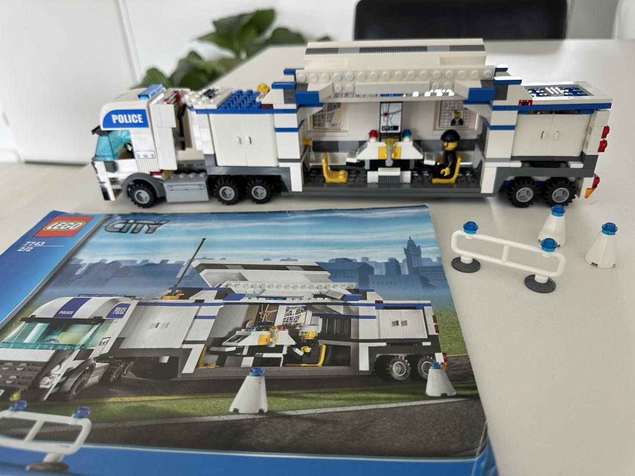 Lego city politievrachtwagen