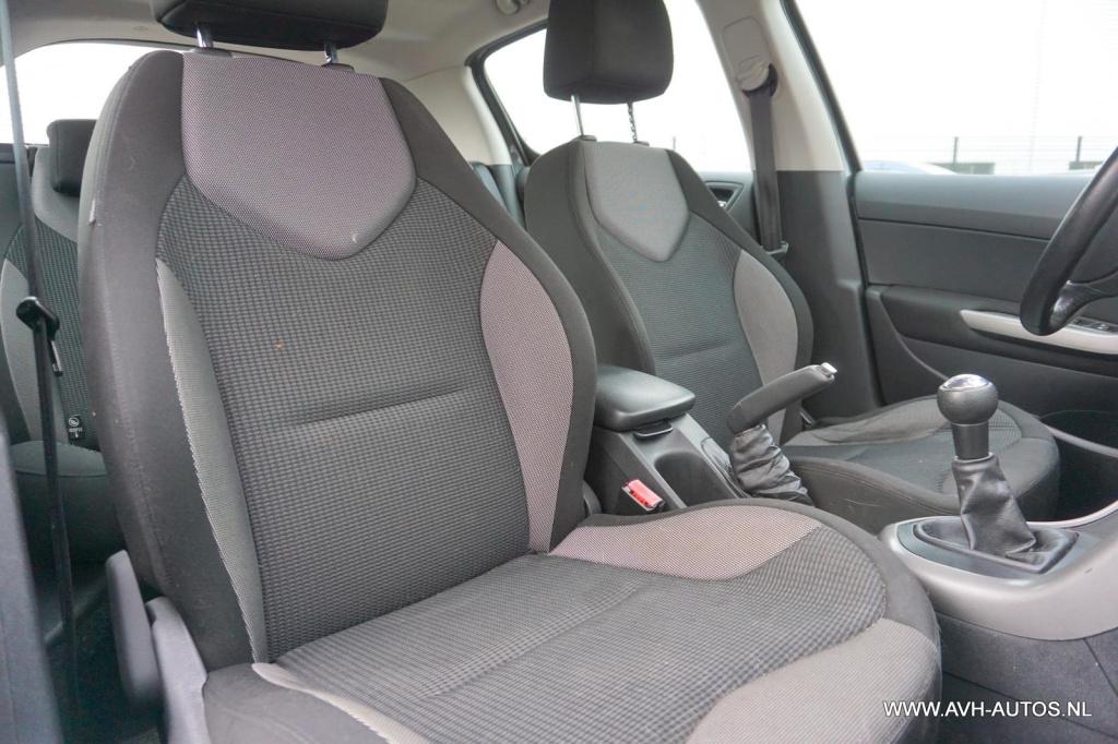 Peugeot 308 1.6 vti active