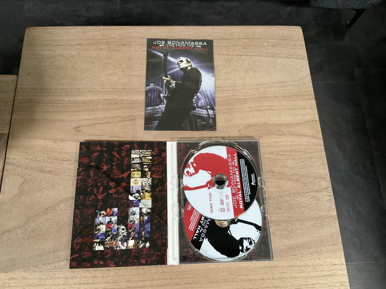 Rock cd's en dvd's.