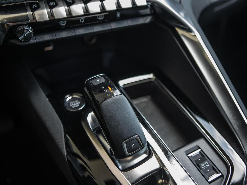 Peugeot 3008 1.2 puretech 130pk allure automaat | apple carplay | android a