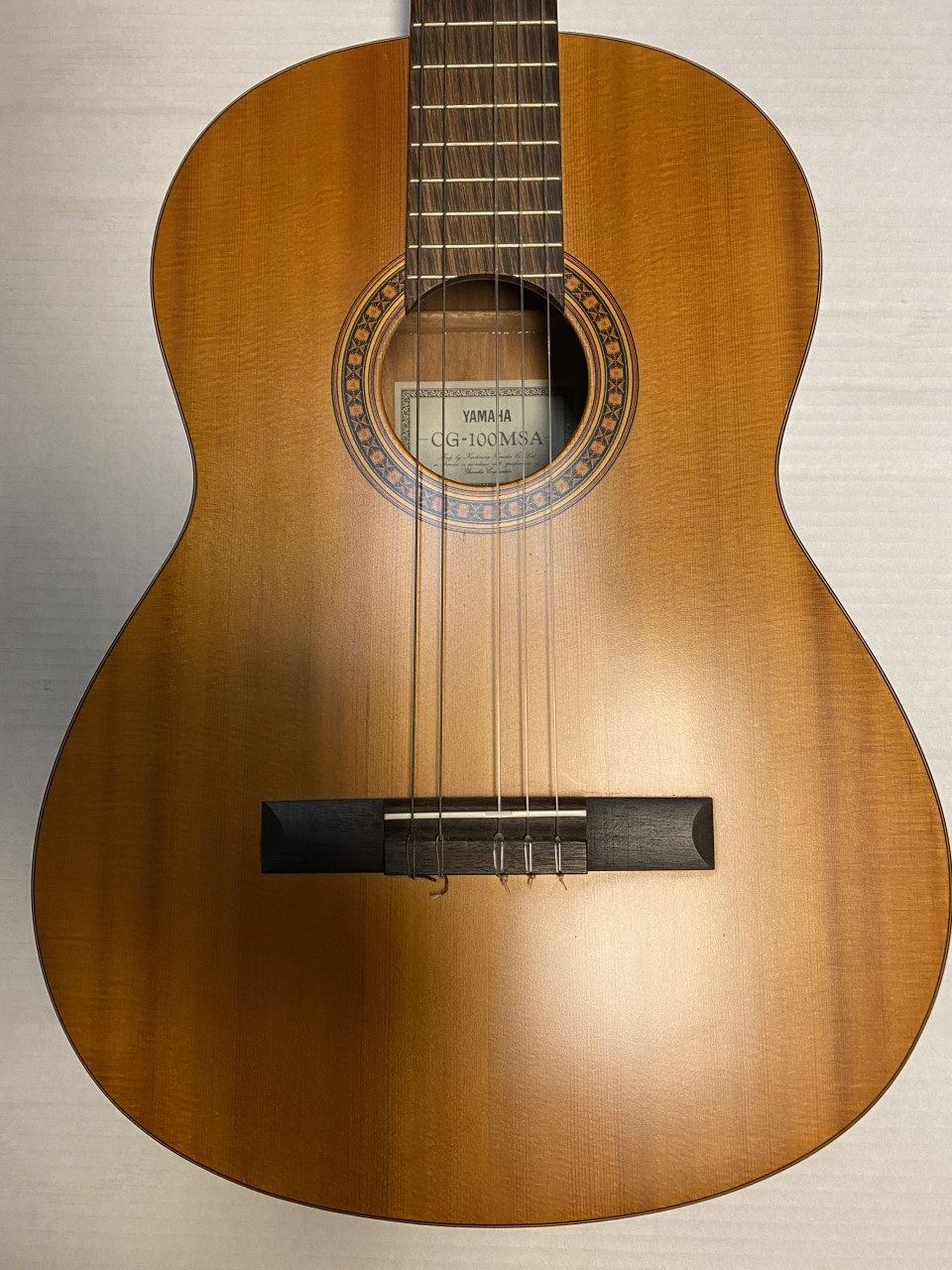 YAMAHA GITAAR