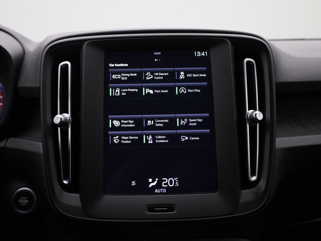 Volvo XC40 1.5 t3 momentum | automaat | lmv | navigatie | virtual cockpit |