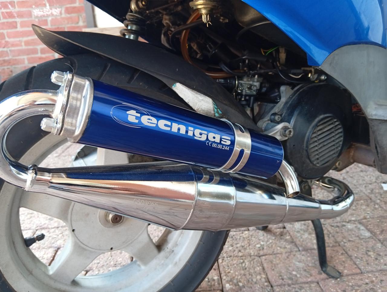 Piaggio Diesis – 9.040 km – Geel Kenteken – Nette staat