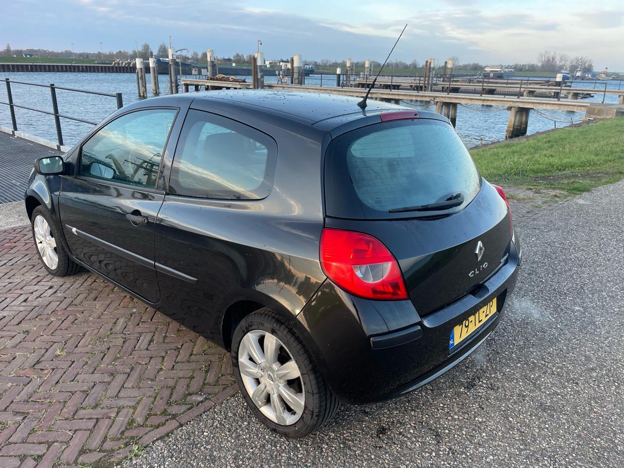 Renault clio 1.4 Nieuwe APK, NAP, KOOPJE